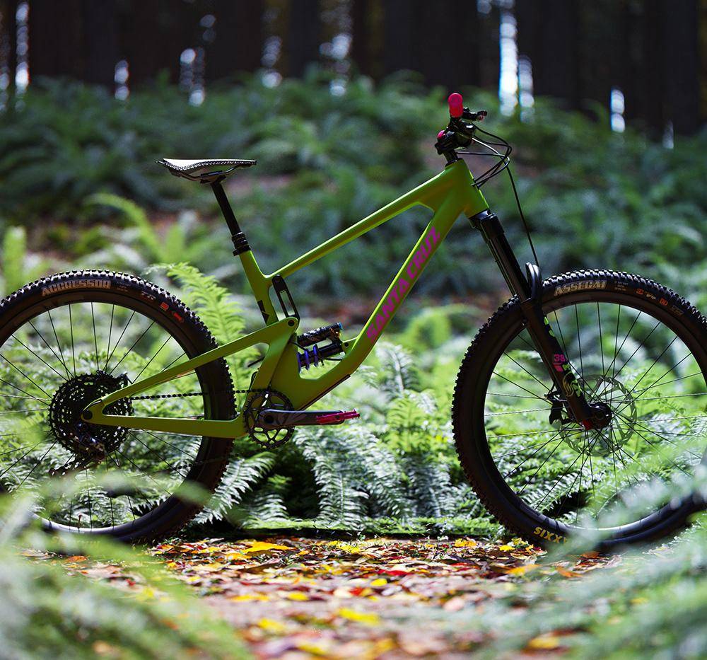 Santacruz Nomad V5 - Virtual Bikepark