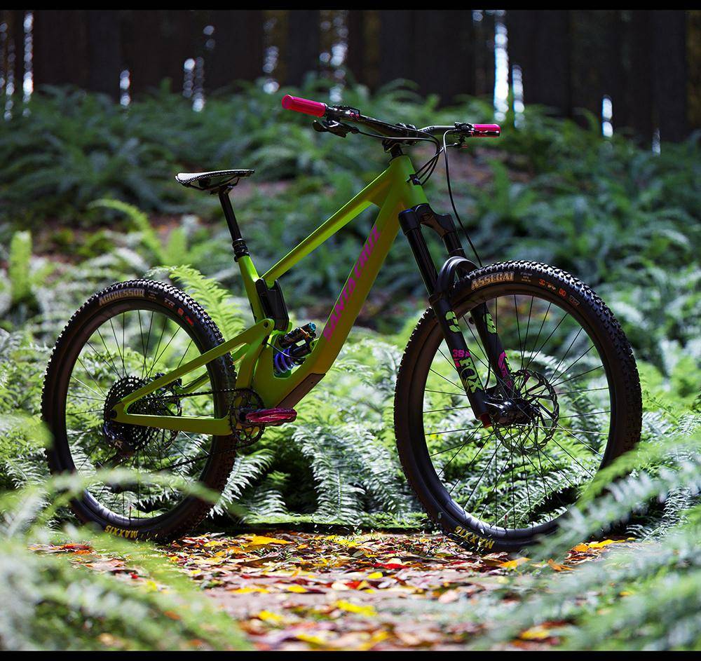 Santacruz Nomad V5 - Virtual Bikepark